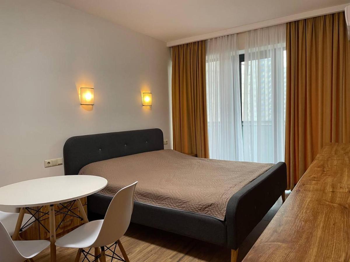 Coast Batumi Apart Hotel Ngoại thất bức ảnh