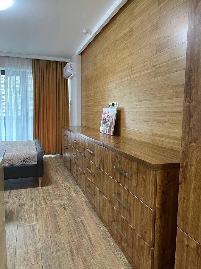 Coast Batumi Apart Hotel Ngoại thất bức ảnh