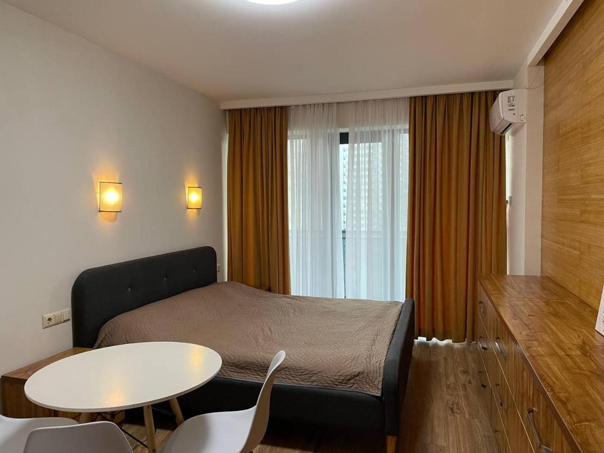 Coast Batumi Apart Hotel Ngoại thất bức ảnh