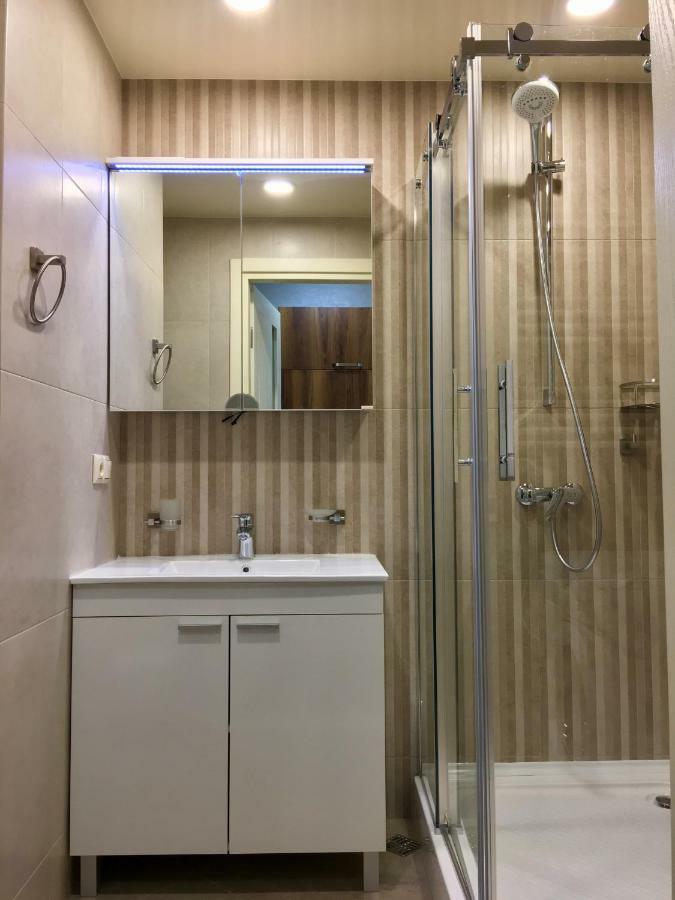 Coast Batumi Apart Hotel Ngoại thất bức ảnh