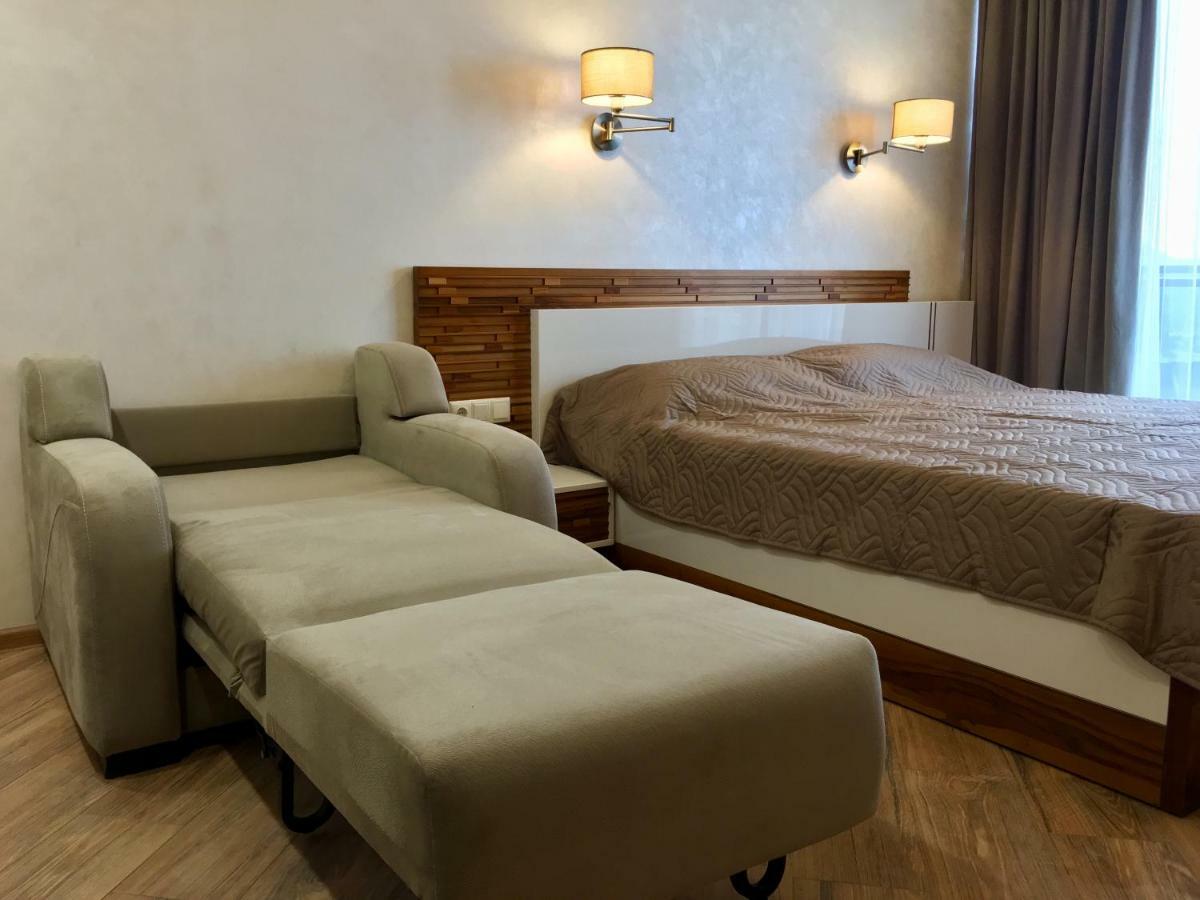 Coast Batumi Apart Hotel Ngoại thất bức ảnh