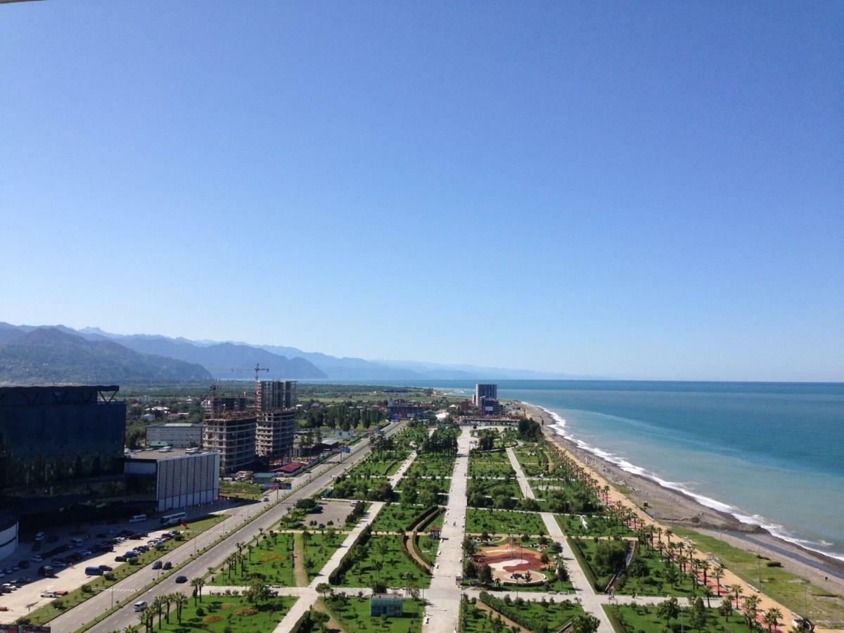 Coast Batumi Apart Hotel Ngoại thất bức ảnh
