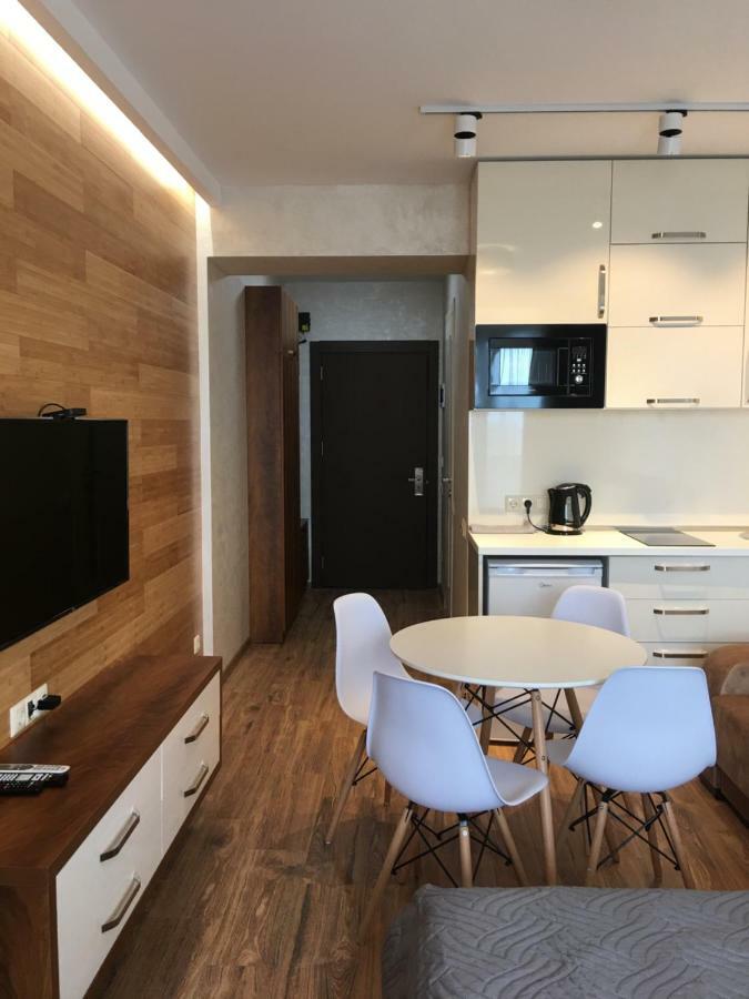 Coast Batumi Apart Hotel Ngoại thất bức ảnh